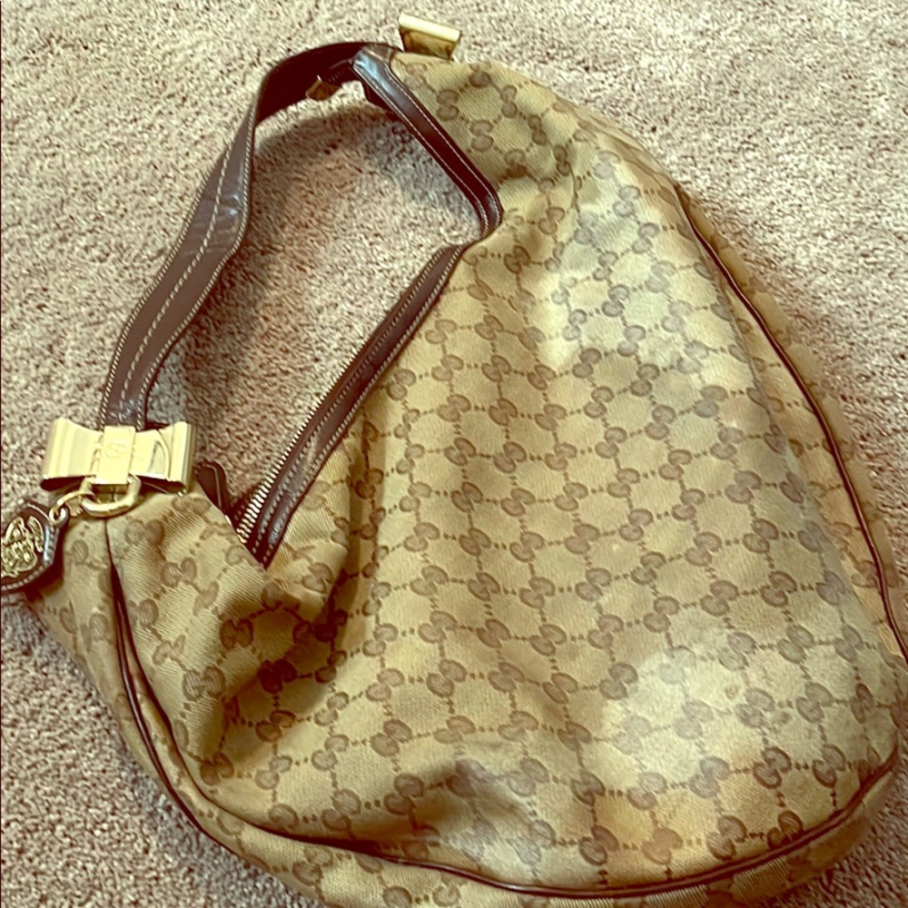 Gucci handbag